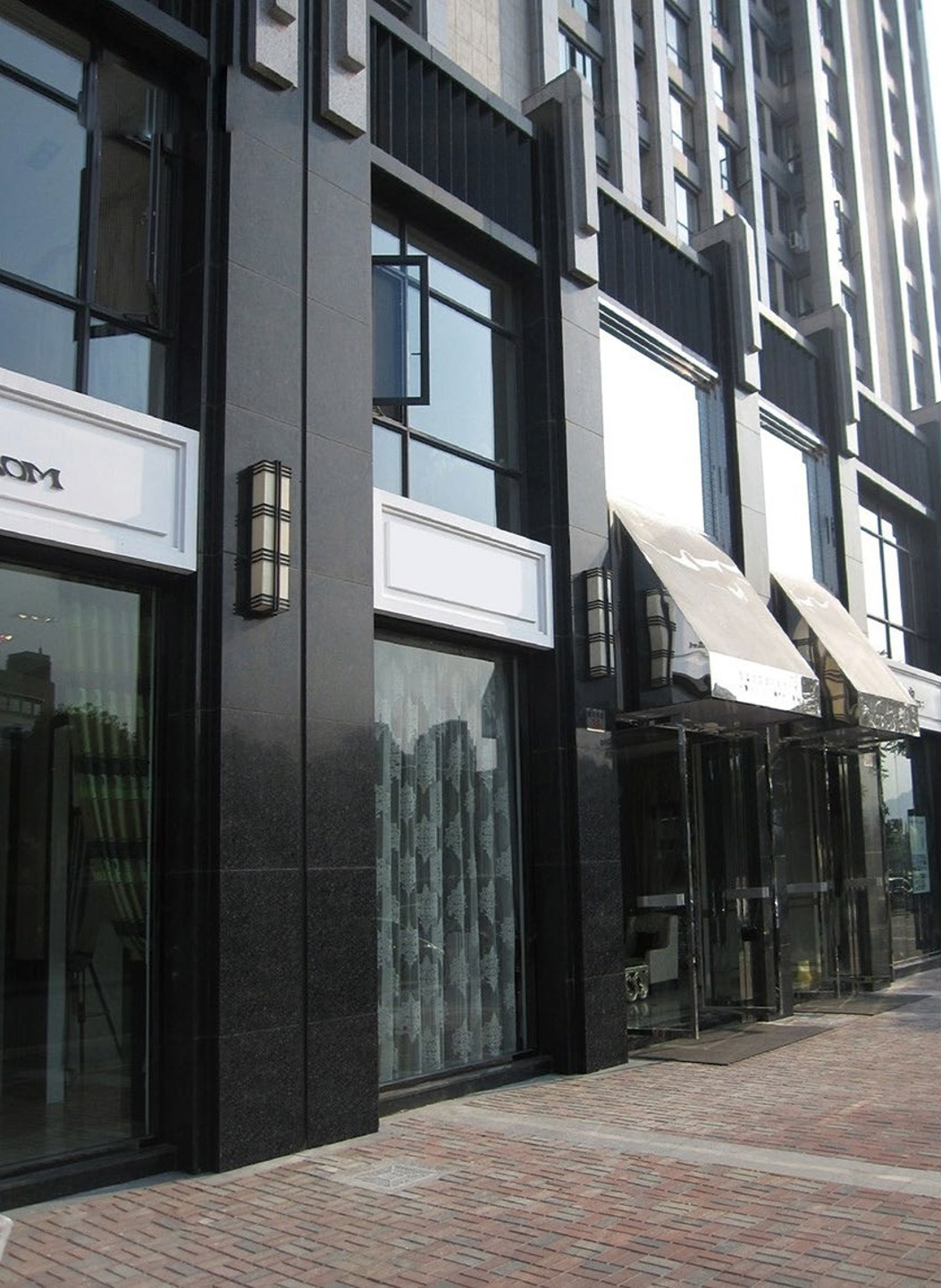 BLACK GRANITE